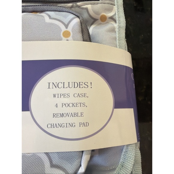 Boppy Changing Clutch NEW Gray Infant Baby Travel Diaper Wipe Case Changing Pad - Picture 3 of 6